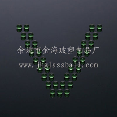 Esferas de vidro verde transparente com G100 Prime Soda Lime Customization